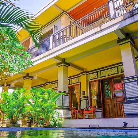 Adi Homestay Canggu Eksteriør billede