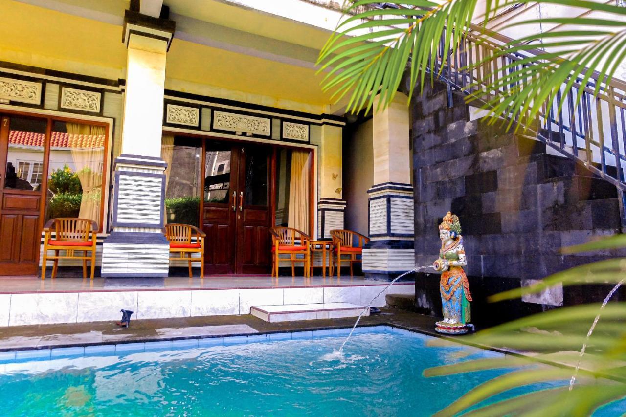 Adi Homestay Canggu Eksteriør billede