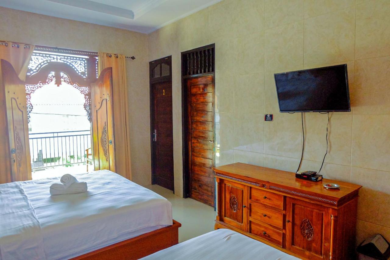 Adi Homestay Canggu Eksteriør billede