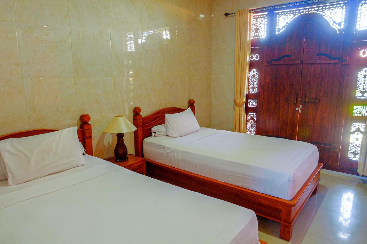 Adi Homestay Canggu Eksteriør billede