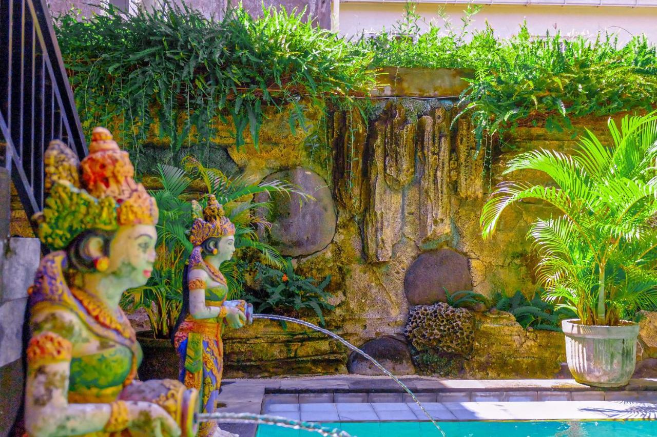 Adi Homestay Canggu Eksteriør billede