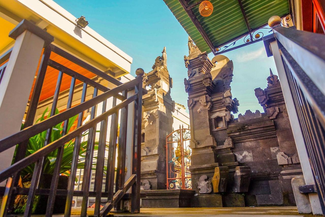 Adi Homestay Canggu Eksteriør billede